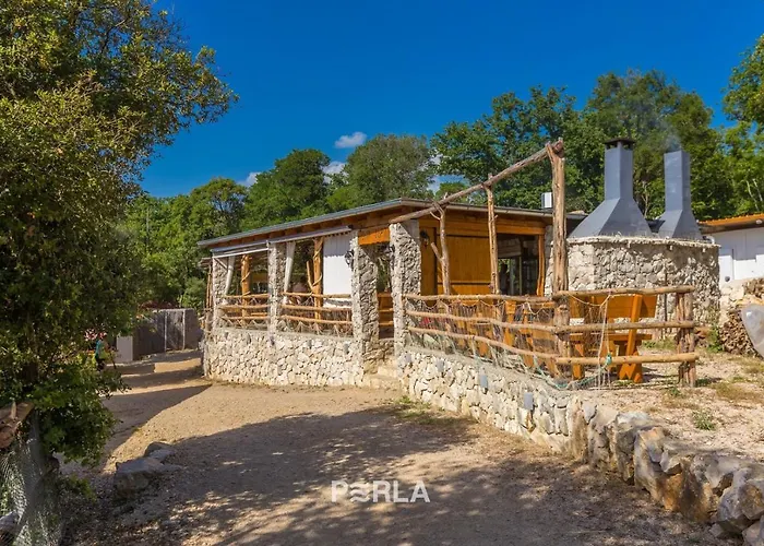 House Briny In A Quiet Location On Krk Island, Beautiful 4* Pinezići